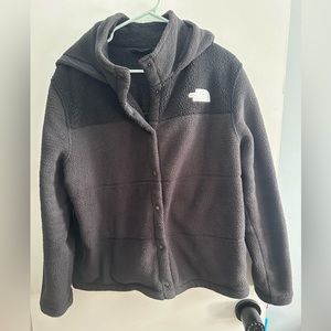 Used North Face Women’s Gemma Fleece with White Logos